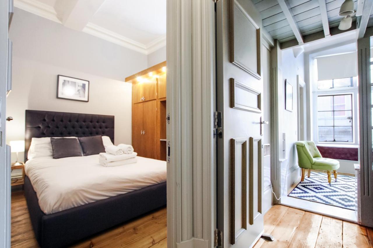 Historic Two Bed Apartment In Heart Of The City ブリストル エクステリア 写真